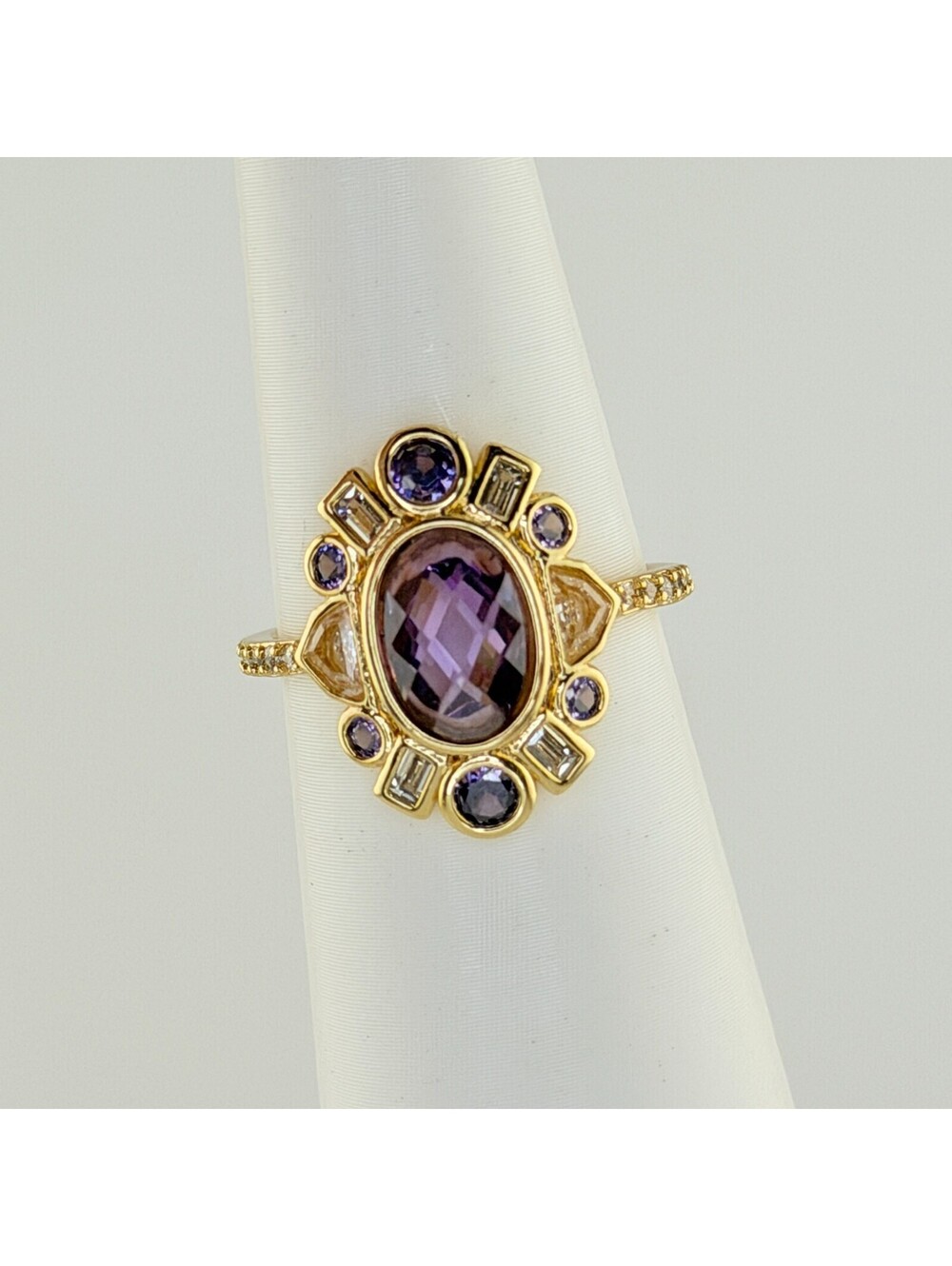 Bomb Party February 2026 Ring Sz 7 "Brightly Benevolent" Amethyst on Yellow Gold
